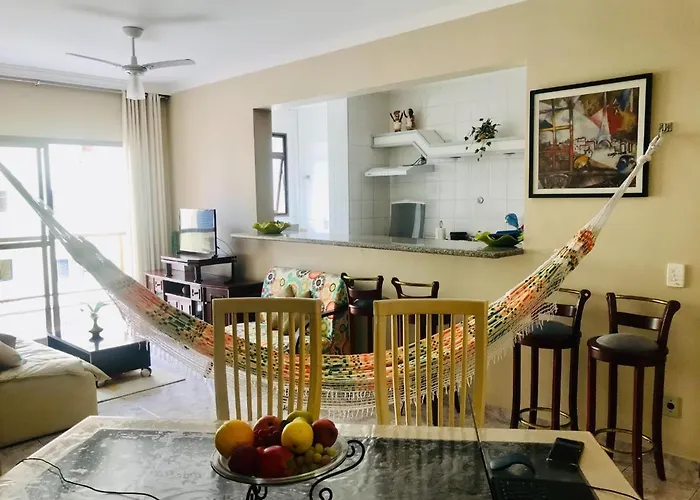 Lindo apartamento 200 metros da praia!